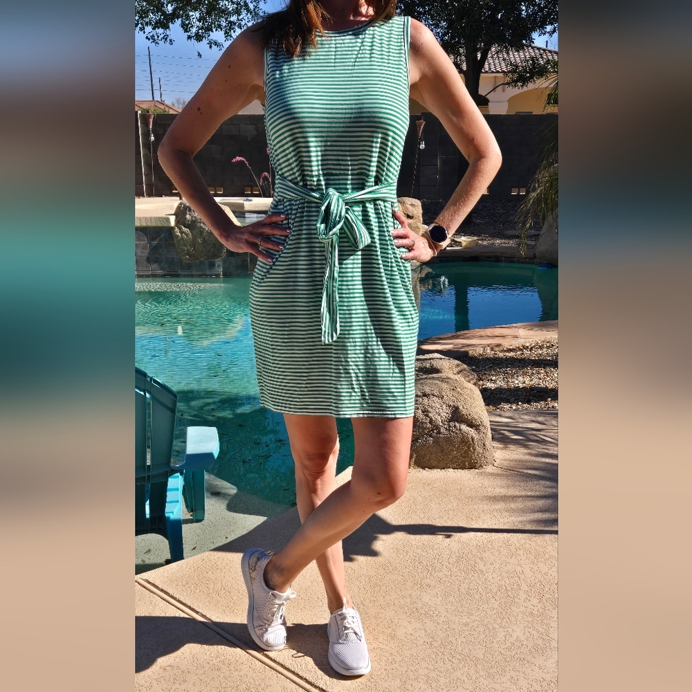 Womens Green & White Sleeveless Sheath Mini Dress Tie Front Or Back Side Pockets